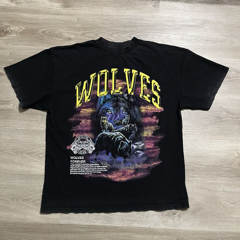 Darc Sport Wolves Forever Full Moon 2022 Premium Tee Men’s Size Medium